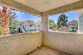 Photo #6: 2287566 Listing