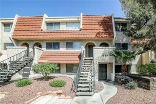 Photo #2: 2287585 Listing