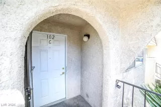 Photo #3: 2287585 Listing