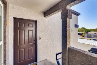 Photo #2: 2287599 Listing