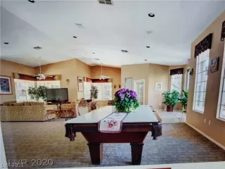 Photo #5: 2287614 Listing