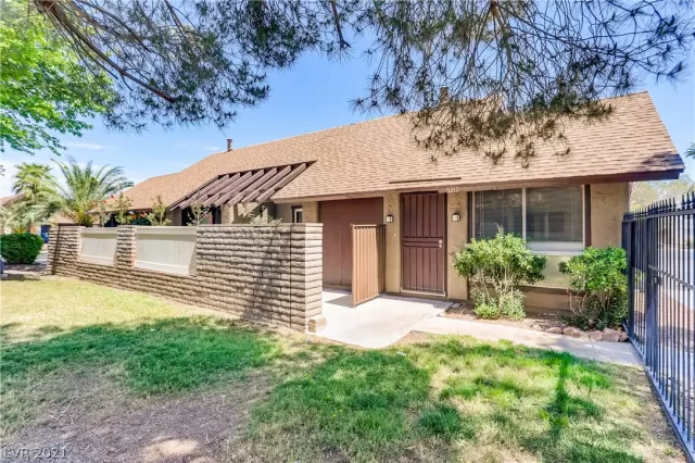 MLS: 2287617 Condo For Sale