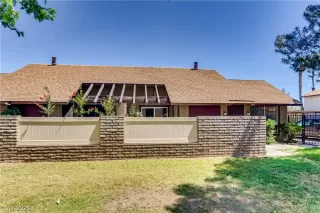 Photo #2: 2287617 Listing 
