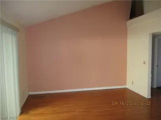 Photo #6: 2287628 Listing 