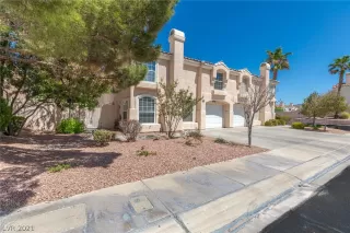 Photo #1: 2287636 Listing 