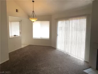 Photo #1: 2287666 Listing 
