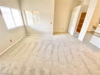 Photo #5: 2287667 Listing 