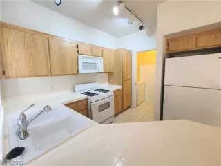 Photo #1: 2287673 Listing