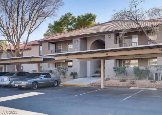 Photo #2: 2287721 Listing 