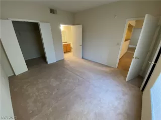 Photo #5: 2287726 Listing 