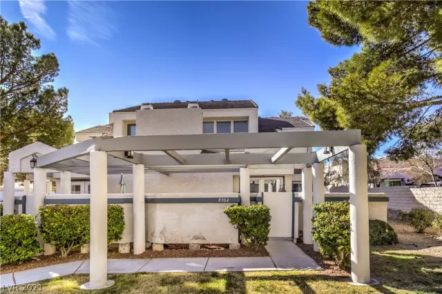 MLS: 2287727 Condo For Sale