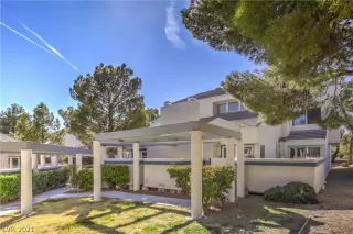 Photo #1: 2287727 Listing