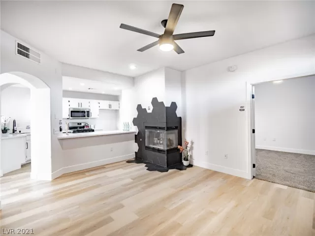 MLS: 2287738 Condo For Sale