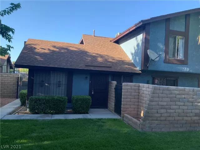 MLS: 2287740 Condo For Sale