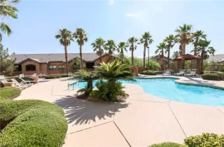 Photo #1: 2287741 Listing