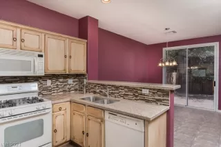 Photo #2: 2287772 Listing 