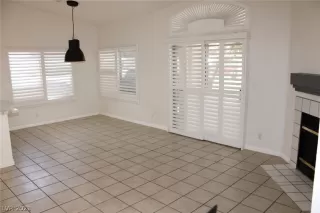 Photo #6: 2287774 Listing