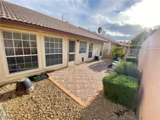 Photo #2: 2287777 Listing 