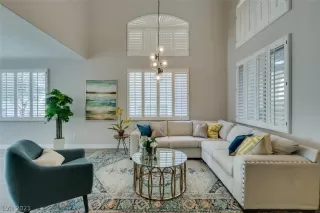 Photo #1: 2287825 Listing