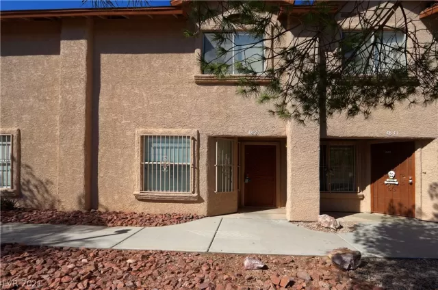 MLS: 2287840 Condo For Sale