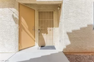 Photo #6: 2287849 Listing