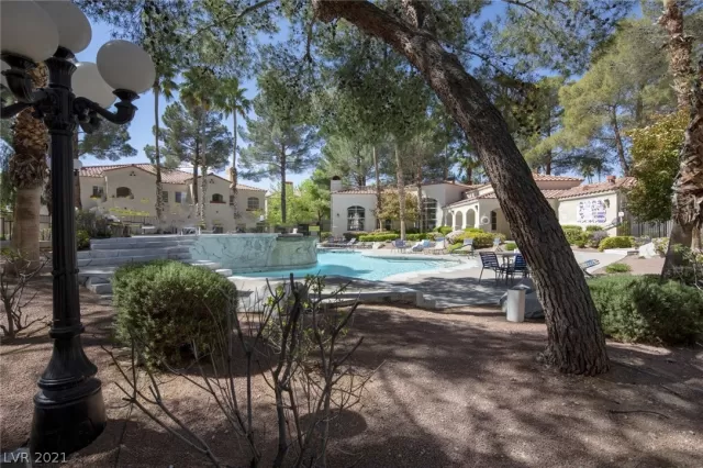 MLS: 2287859 Condo For Sale