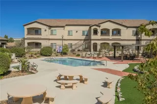 Photo #2: 2287884 Listing 