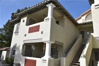 Photo #2: 2287900 Listing