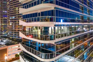 Photo #2: 2287914 Listing 