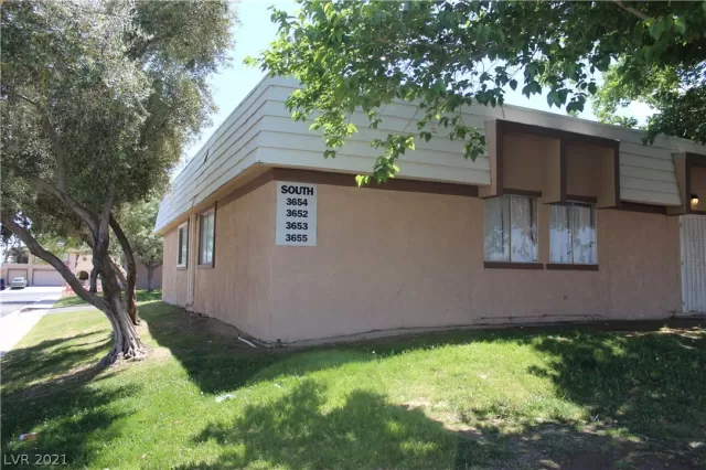 MLS: 2287915 Condo For Sale