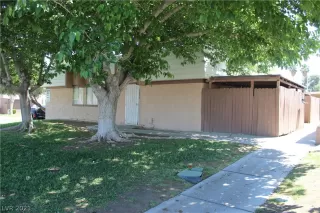 Photo #6: 2287915 Listing