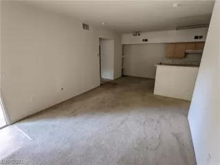 Photo #5: 2287934 Listing 