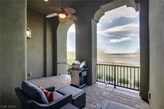 Photo #1: 2287953 Listing 