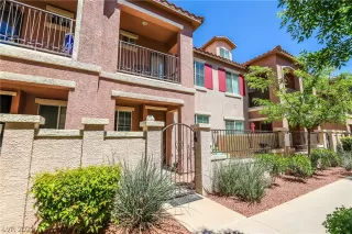 Photo #1: 2287961 Listing 