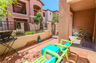 Photo #5: 2287961 Listing 