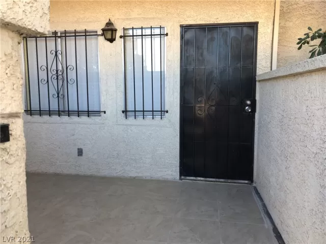 MLS: 2287988 Condo For Sale