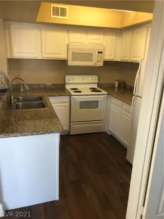 Photo #2: 2288037 Listing 