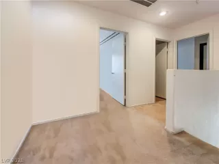 Photo #2: 2288054 Listing 