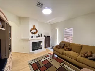 Photo #4: 2288080 Listing 