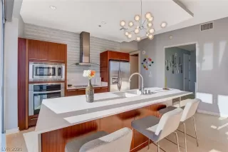 Photo #5: 2288088 Listing 