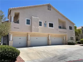 Photo #1: 2288101 Listing 