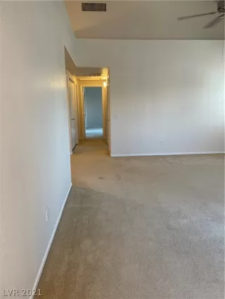 Photo #4: 2288101 Listing 