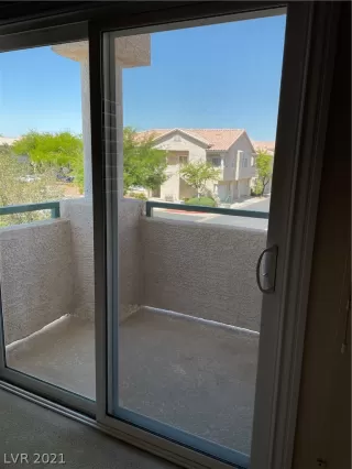 Photo #6: 2288101 Listing 