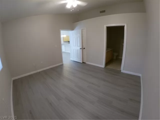 MLS: 2288118 Condo For Sale