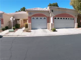 Photo #2: 2288118 Listing 