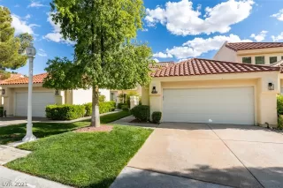 Photo #1: 2288135 Listing 