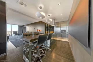 Photo #5: 2288156 Listing