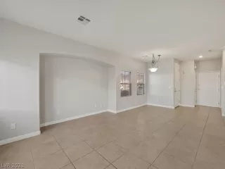 Photo #4: 2288169 Listing 