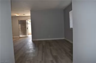 Photo #4: 2288183 Listing 