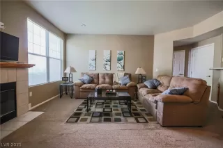 Photo #4: 2288188 Listing 